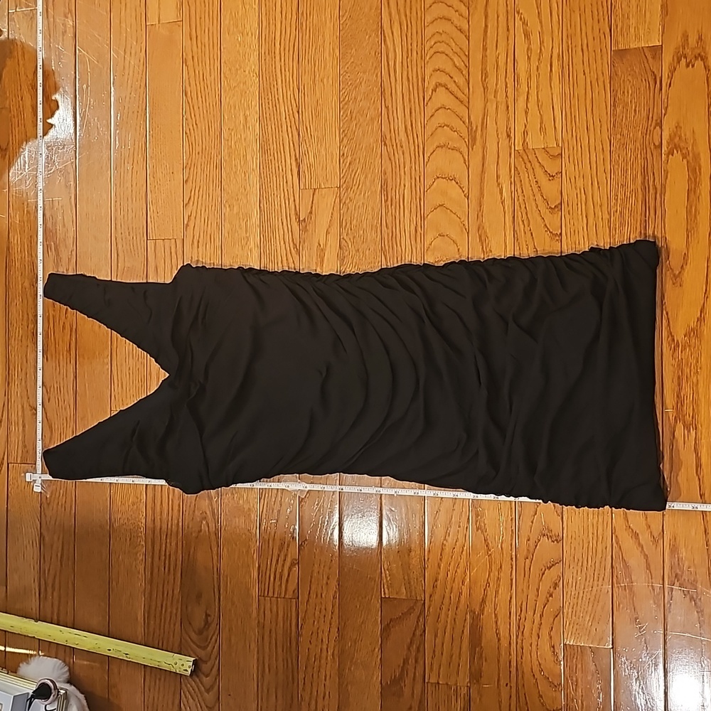 Black scrunchy, fitted LBD
